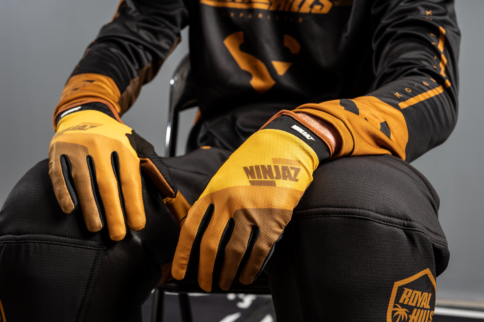 Ninjaz CHEESE glove by Hanna Retz